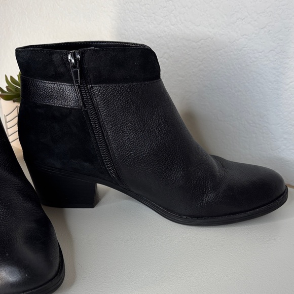 Naturalizer Black Leather Ankle Boots - Picture 5 of 13